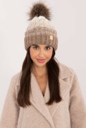 Czapka Model JK-CZ-52.17 Dark Beige - Rue Paris Czapka Model JK-CZ-52.17 Dark Beige - Rue Paris