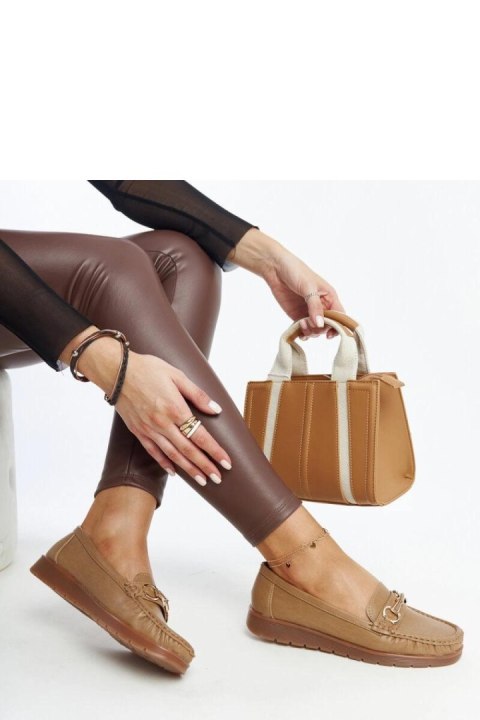 Ciemnobeżowe mokasyny z klamerką Anisah - Solea Ciemnobeżowe mokasyny z klamerką Anisah - Solea