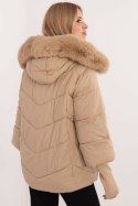 Kurtka Damska Model MBM-KR-2505.14 Camel - MBM Kurtka Damska Model MBM-KR-2505.14 Camel - MBM