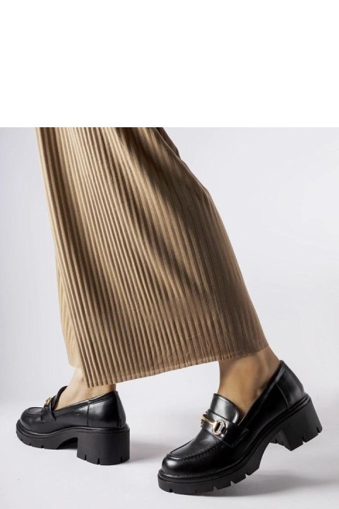 Czarne półbuty na obcasie Fabrizio - Solea Czarne półbuty na obcasie Fabrizio - Solea