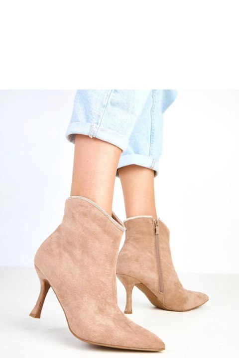 Botki Model Silvia ZTZ-2 Beige - Solea