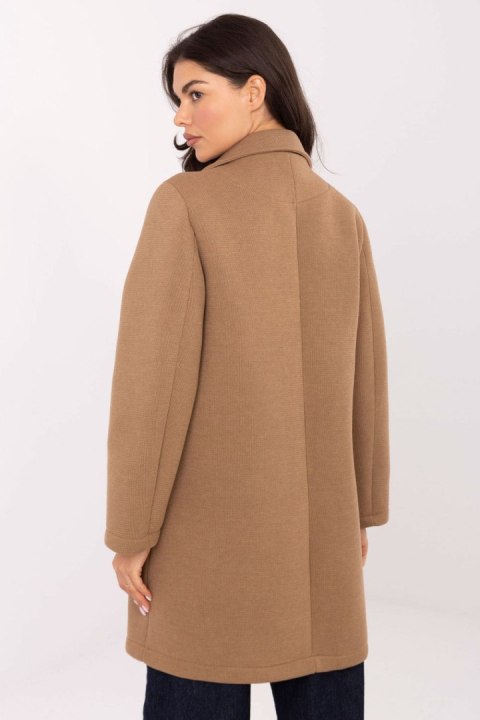 Płaszcz Damski Model IT-PL-FL8153.60 Camel - Rue Paris Płaszcz Damski Model IT-PL-FL8153.60 Camel - Rue Paris