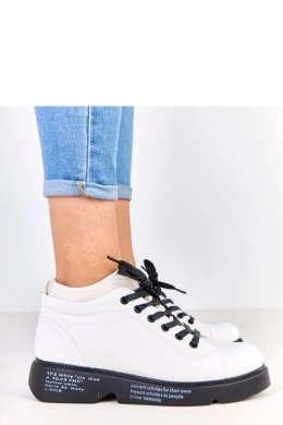 Półbuty Model Ambly D7221 White - Solea