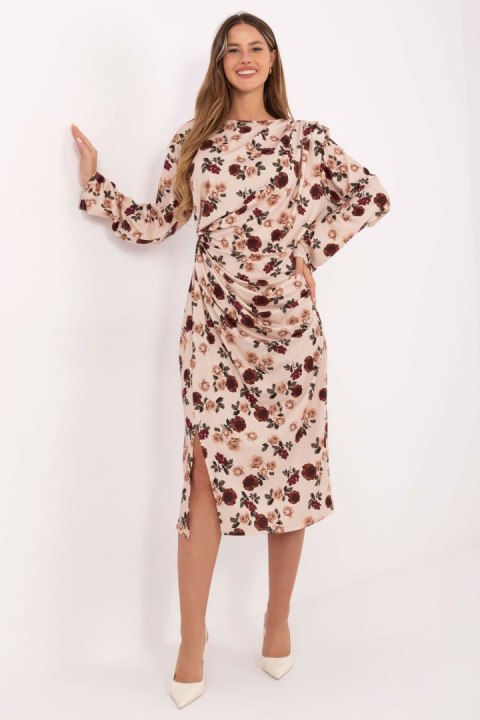Sukienka Model IT-SK-20057-1.02 Beige - Rue Paris Sukienka Model IT-SK-20057-1.02 Beige - Rue Paris