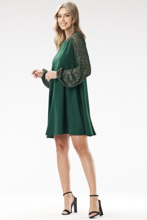 Sukienka Model A694 Bottle Green - awama Sukienka Model A694 Bottle Green - awama