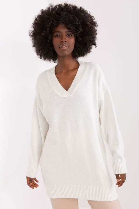 Sweter Damski Model BA-SW-0577.36X Ecru - Badu Sweter Damski Model BA-SW-0577.36X Ecru - Badu