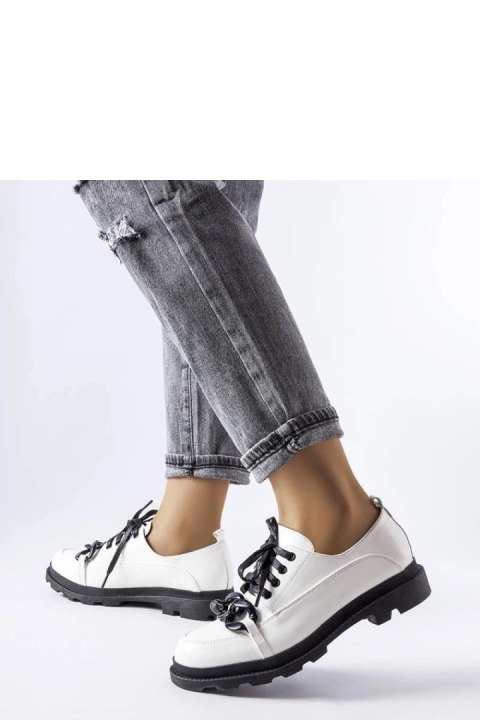 Białe półbuty z łańcuchem Allain - Solea