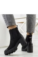 Czarne zamszowe botki na obcasie Svelte - Solea