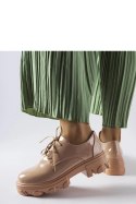 Beżowe lakierowane półbuty Kelly - Solea