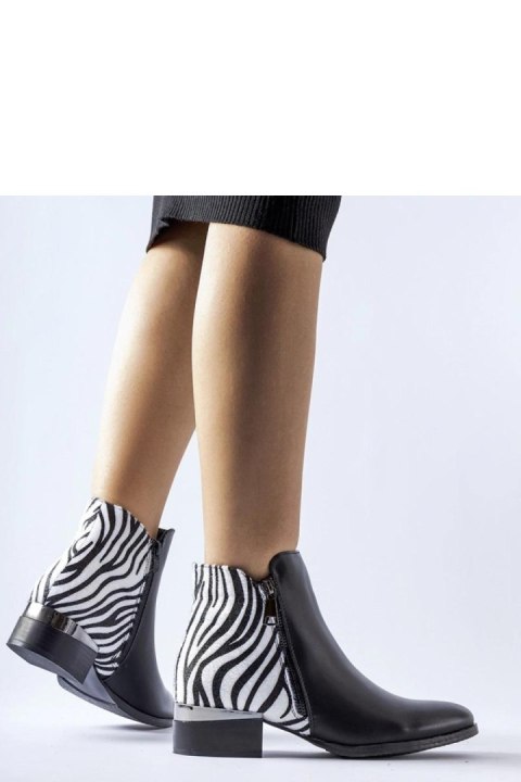 Czarne ocieplane botki ze wzorem w zebrę Olindo - Solea